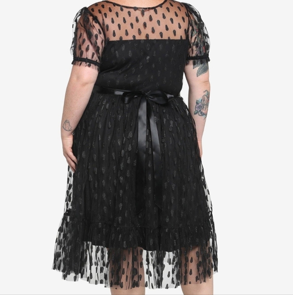 NWT Hot Topic Coffin Glitter Mesh Dress - Plus Size 2/2X - Picture 3 of 9